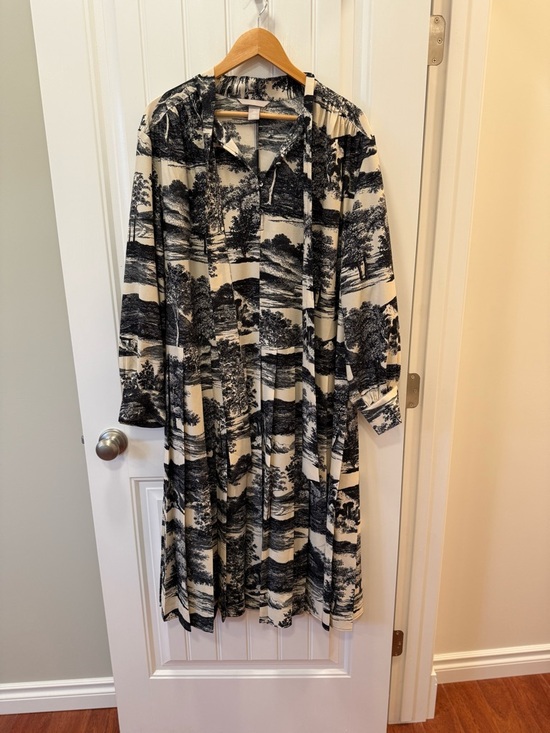 H&M Black and Cream Scenic Print Tie-Neck Midi Dress - Picture 7 of 12